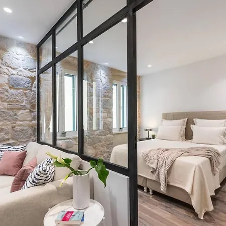 アパート Adriatik Lux Teatro 1 スプリト