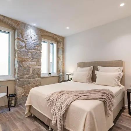 Adriatik Lux Teatro 1