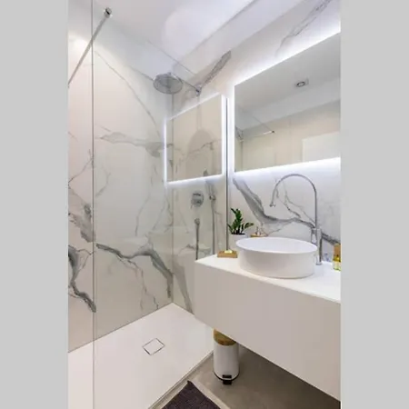 Adriatik Lux Teatro 1 Apartamento